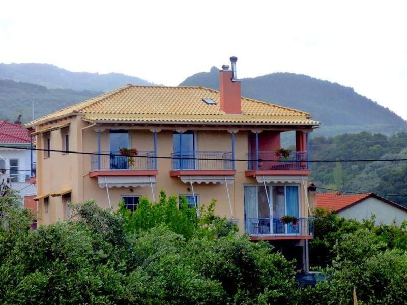 Αλκυονη Διαμερισματα Hotel Paralia Vrachou Ngoại thất bức ảnh