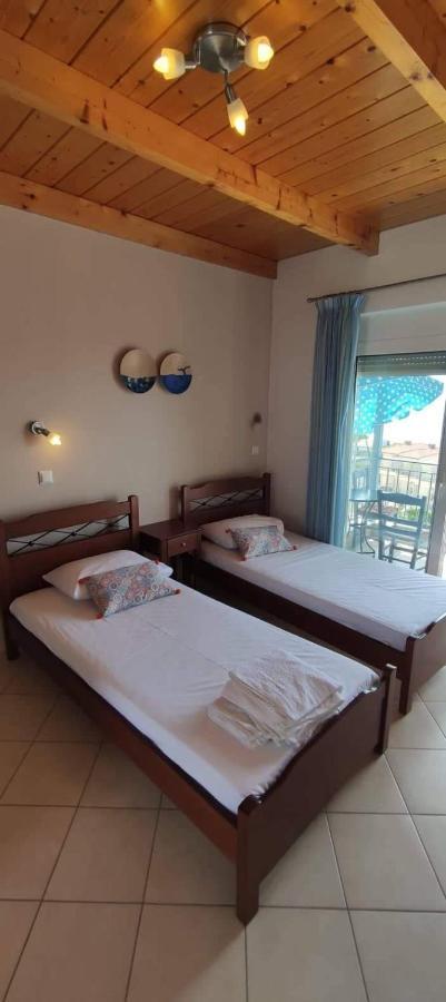 Αλκυονη Διαμερισματα Hotel Paralia Vrachou Ngoại thất bức ảnh